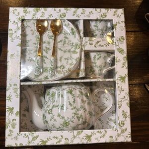Grace Teaware Green Floral Tea Set
